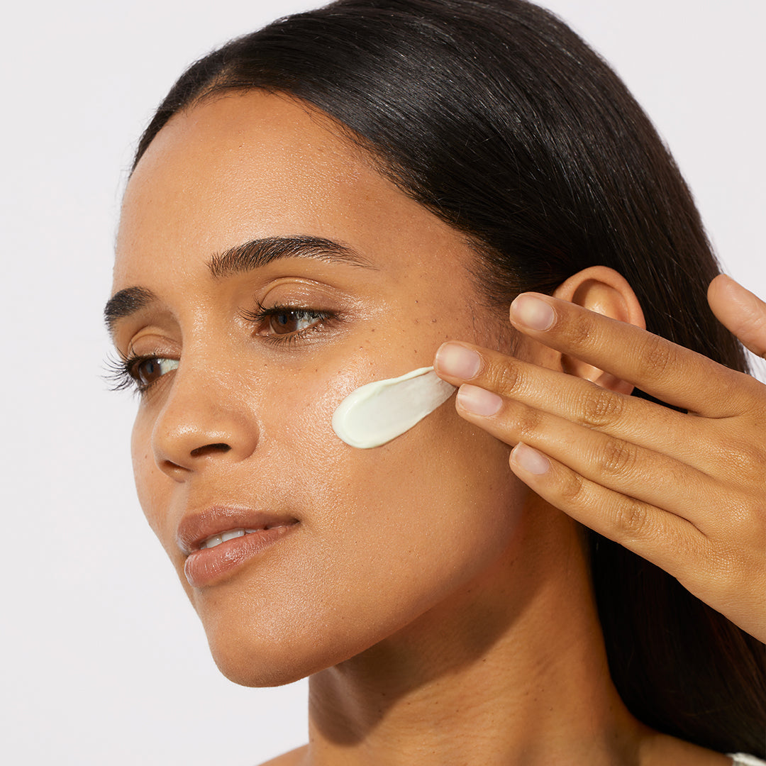 Can You Use Vitamin C and Retinol Together?